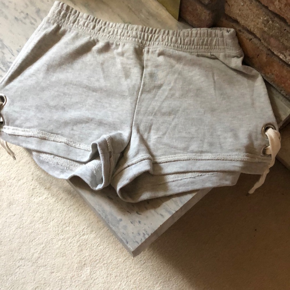 3/25🌻Kendall and Kyle workout shorts,lace up detail L - Picture 1 of 7